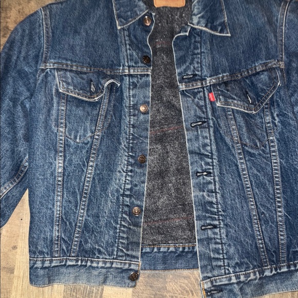 "Retro Vibe" Vintage Levi's Flannel Lined Denim Trucker Jacket - Men's L - Picture 2 of 9
